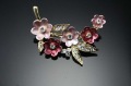 Grade A Ladies Fashion Flower Style Crystal Brooches
