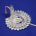 Pure Silver Round Shape With A Bird On Hair Jewelry