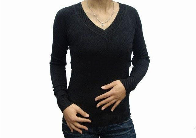 Women's Breathe Freely Black V-Neck Long Sleeves Sweaters