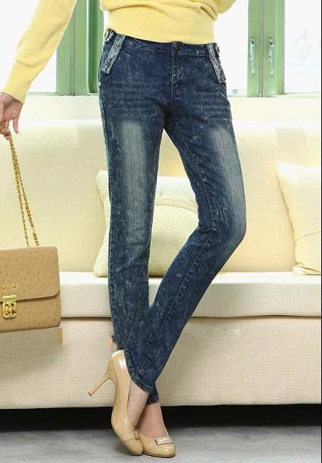 Women's Straight Light Blue Low-rise Fit Lie Fallow Pants