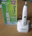 Electric White With Buttons Toothbrush